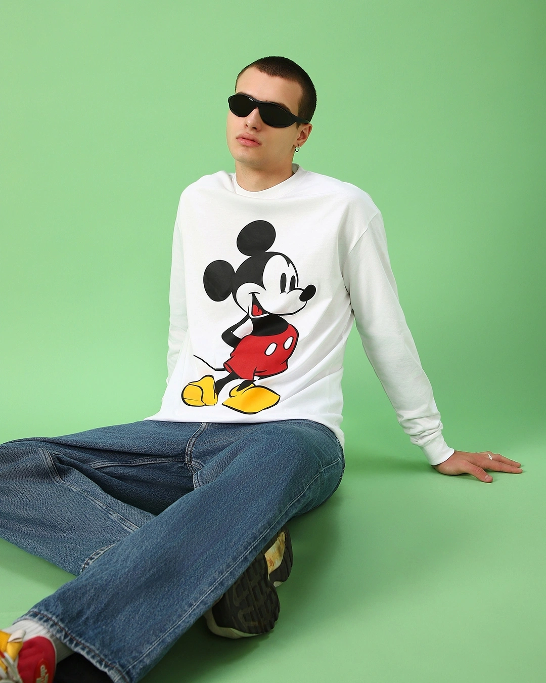 men-s-white-classic-mickey-f-b-graphic-printed-oversized-t-shirt-591190-1685027774-1.webp Men's White Classic Mickey F&B Graphic Printed Oversized T-shirt - Image 1